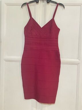 Windsor Red Bandage Bodycon Dress Size M